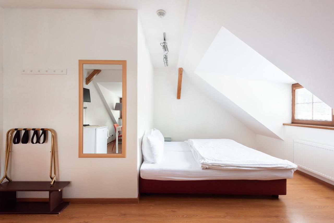 Apartman Muzeum Obchodu 卡尔施泰因 外观 照片