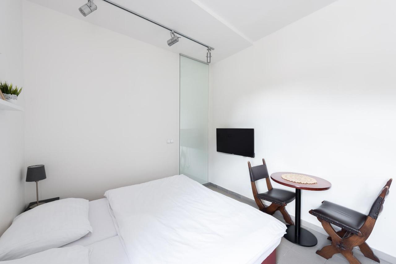 Apartman Muzeum Obchodu 卡尔施泰因 外观 照片
